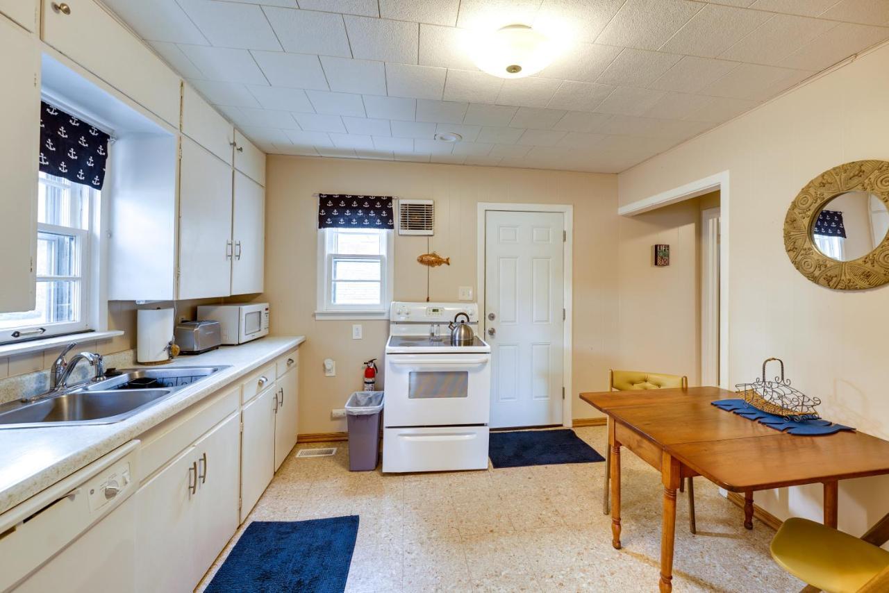 Ludington Vacation Rental - Walk To Lake Michigan! Екстер'єр фото