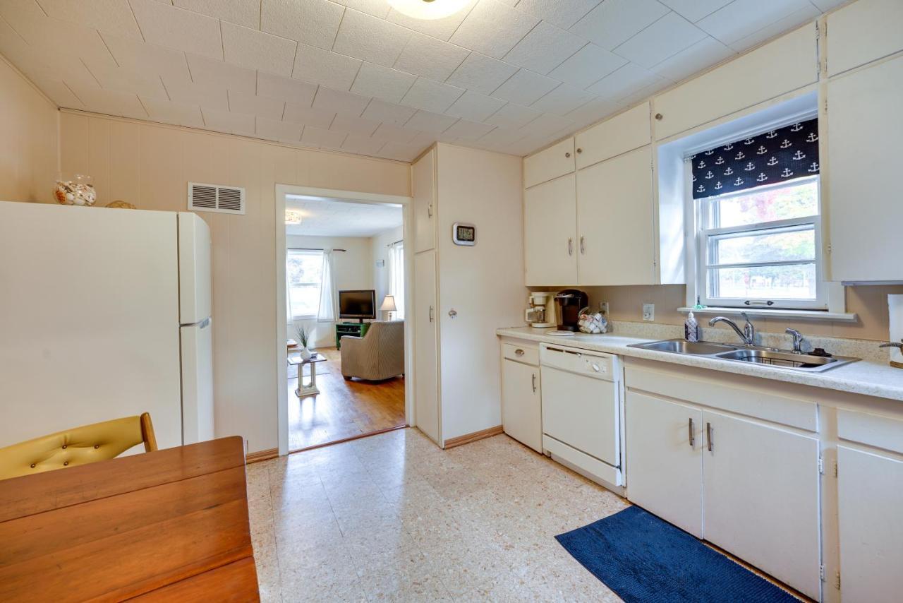 Ludington Vacation Rental - Walk To Lake Michigan! Екстер'єр фото