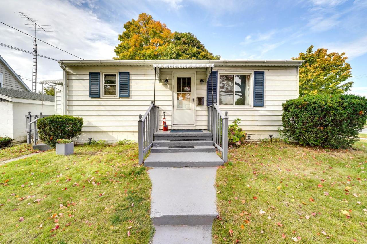 Ludington Vacation Rental - Walk To Lake Michigan! Екстер'єр фото